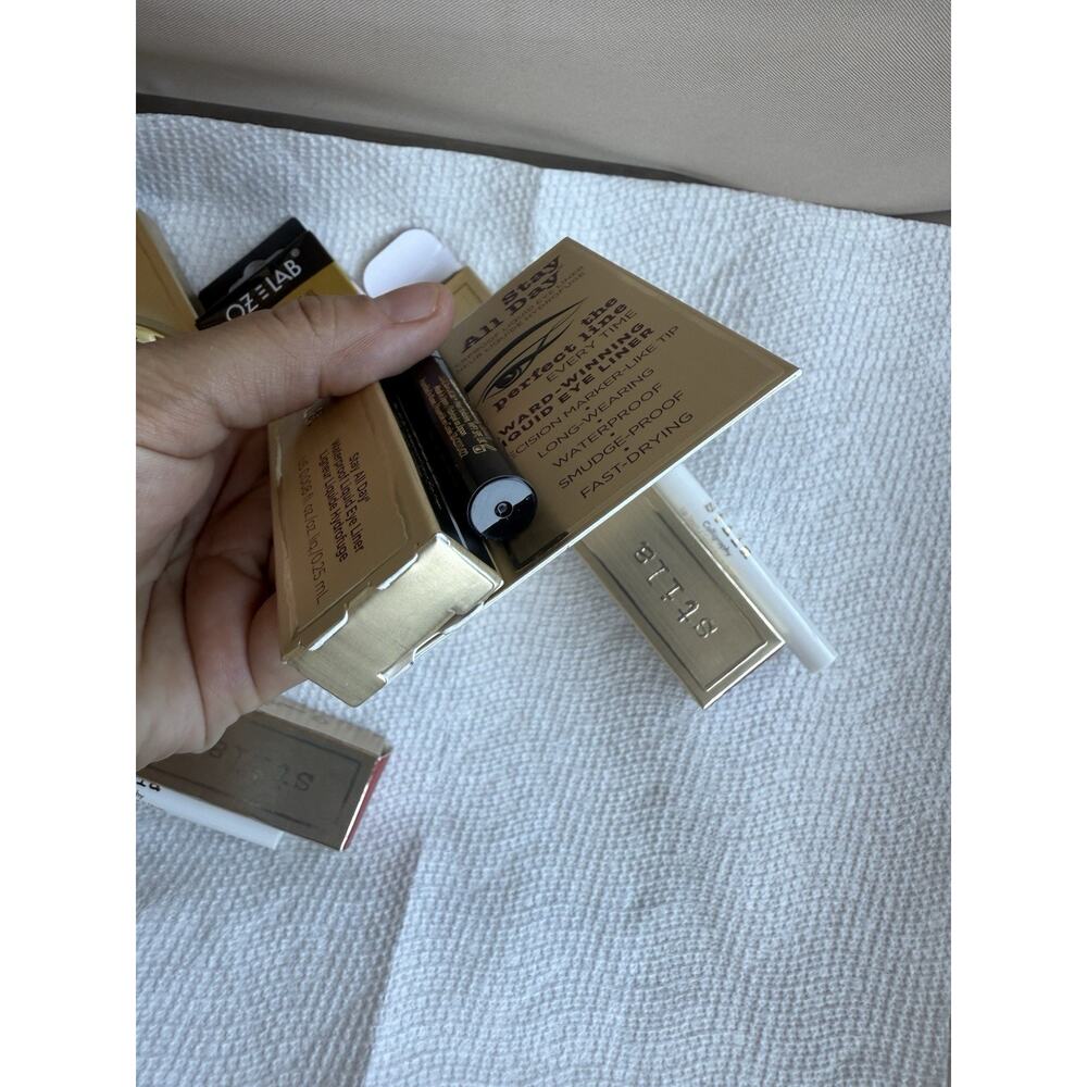 Assorted Makeup Lot Bundle - Picture 9 of 16